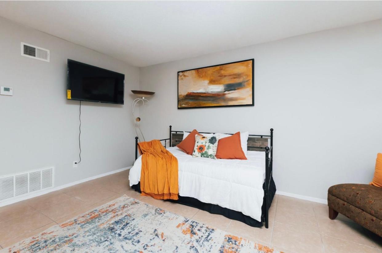 Enticing 1Br Apartment In The Heart Of The Heights Houston Esterno foto