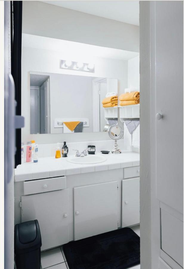Enticing 1Br Apartment In The Heart Of The Heights Houston Esterno foto