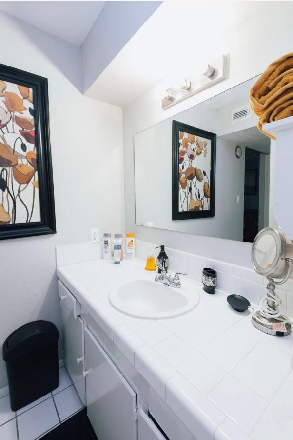Enticing 1Br Apartment In The Heart Of The Heights Houston Esterno foto